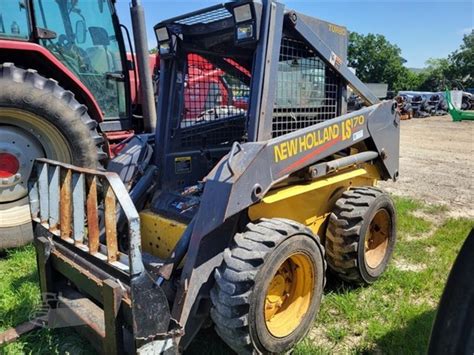 2001 new holland ls170 skid steer|l170 skid steer for sale.